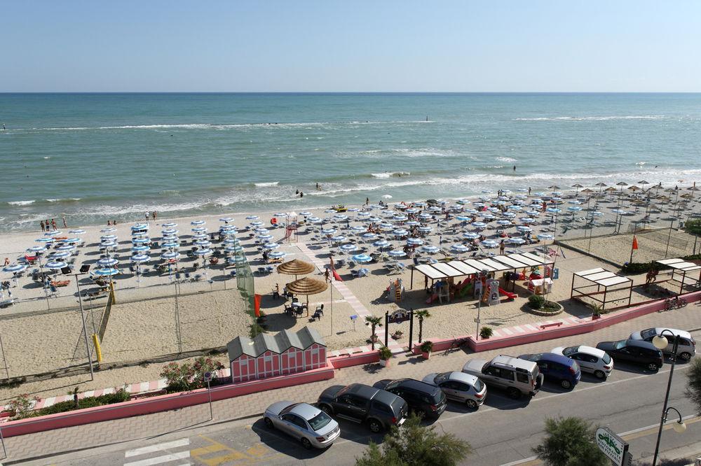 Abbazia Club Hotel Marotta Exterior foto
